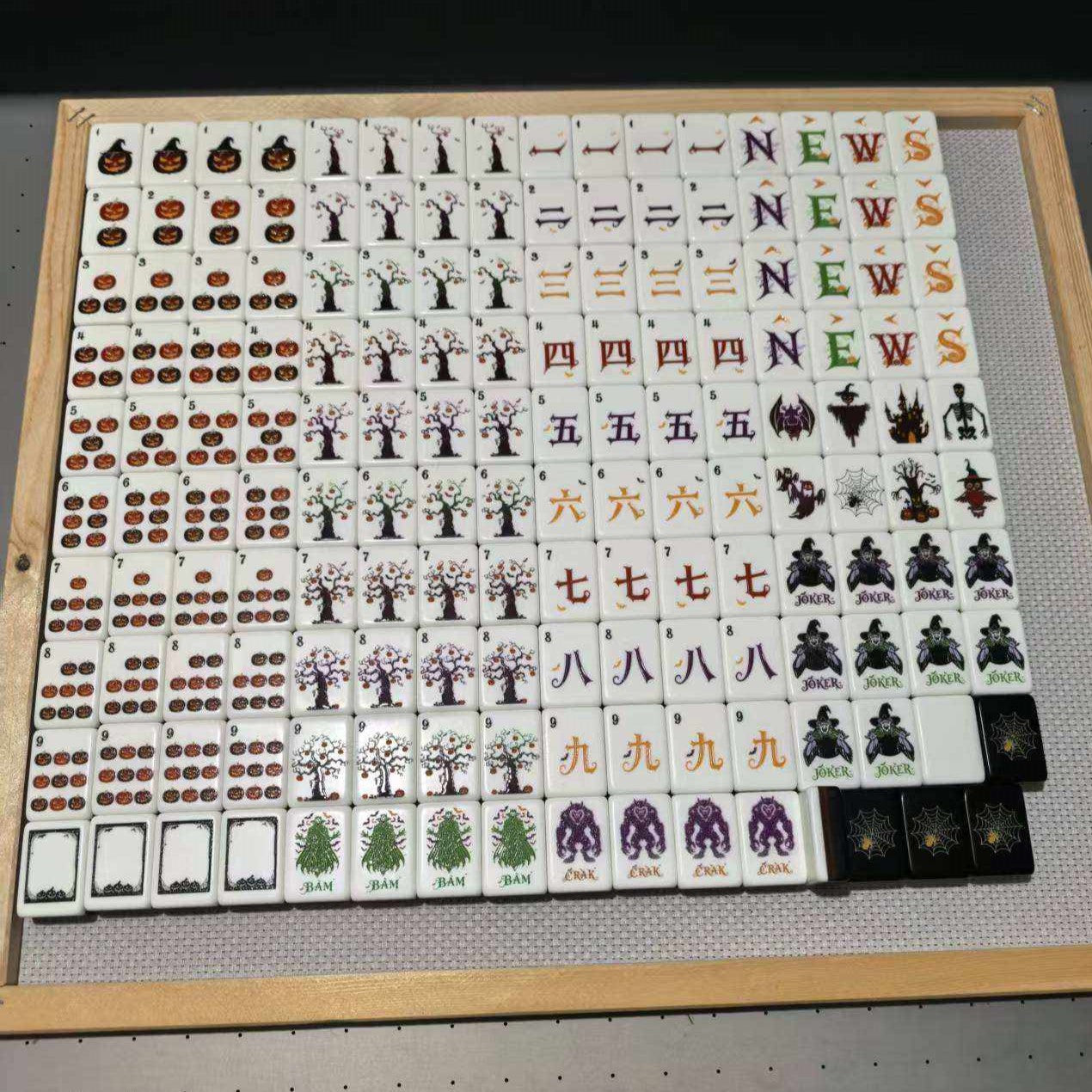 Valcrest™ Spiderweb Twilight American Mahjong Set – 160 Tiles